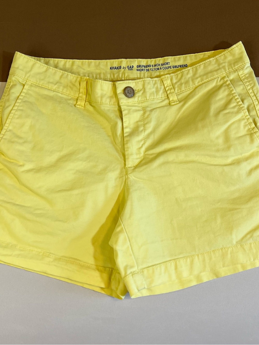 Gap Yellow 2 Pockets Girlfriend 5” Shorts